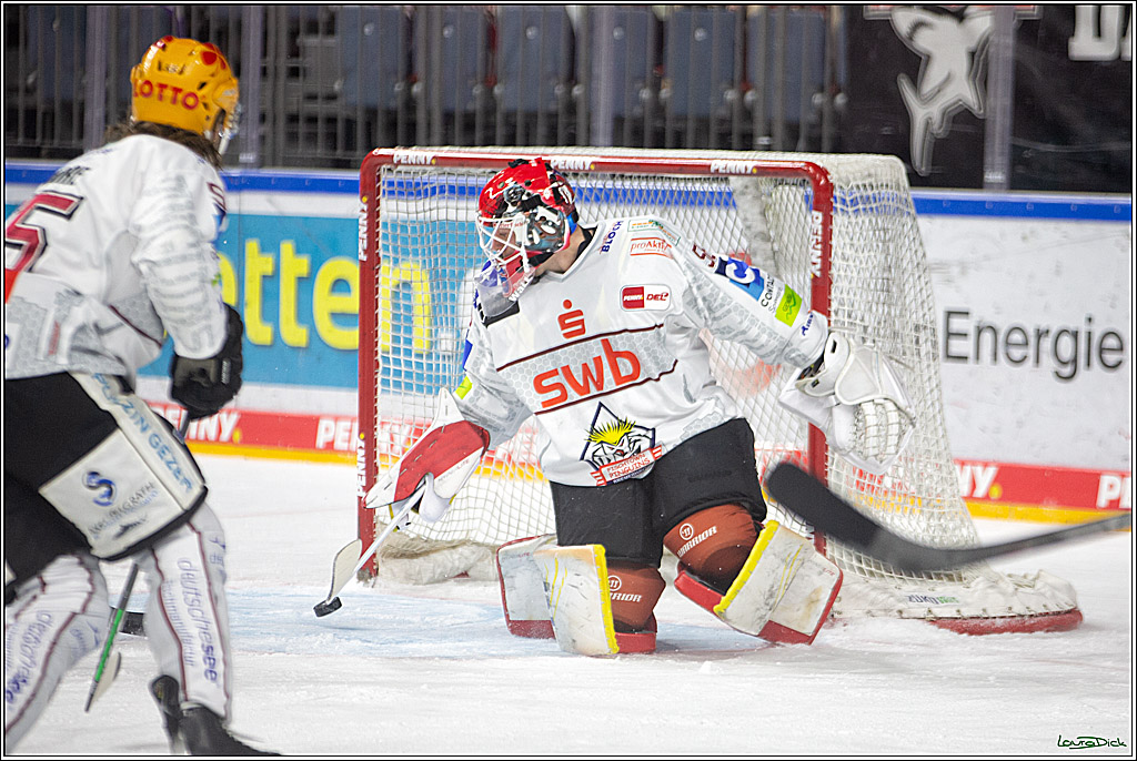PENNY DEL; Koelner Haie- Fischtown Pinguins; Koeln, 03.01.2022